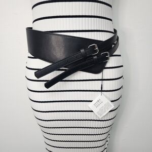 Sleek Black Women's Belt with Dual Buckle